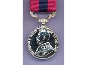 MINIATURE DISTINGUSHED CONDUCT MEDAL DCM GV