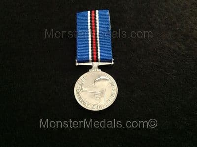 MINIATURE INTERNATIONAL SUBMARINE SERVICE MEDAL (COMMEMORATIVE)