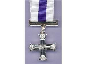 MINIATURE MILITARY CROSS EIIR