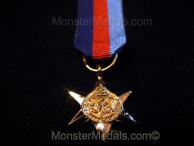 MINIATURE WW2 1939-45 STAR