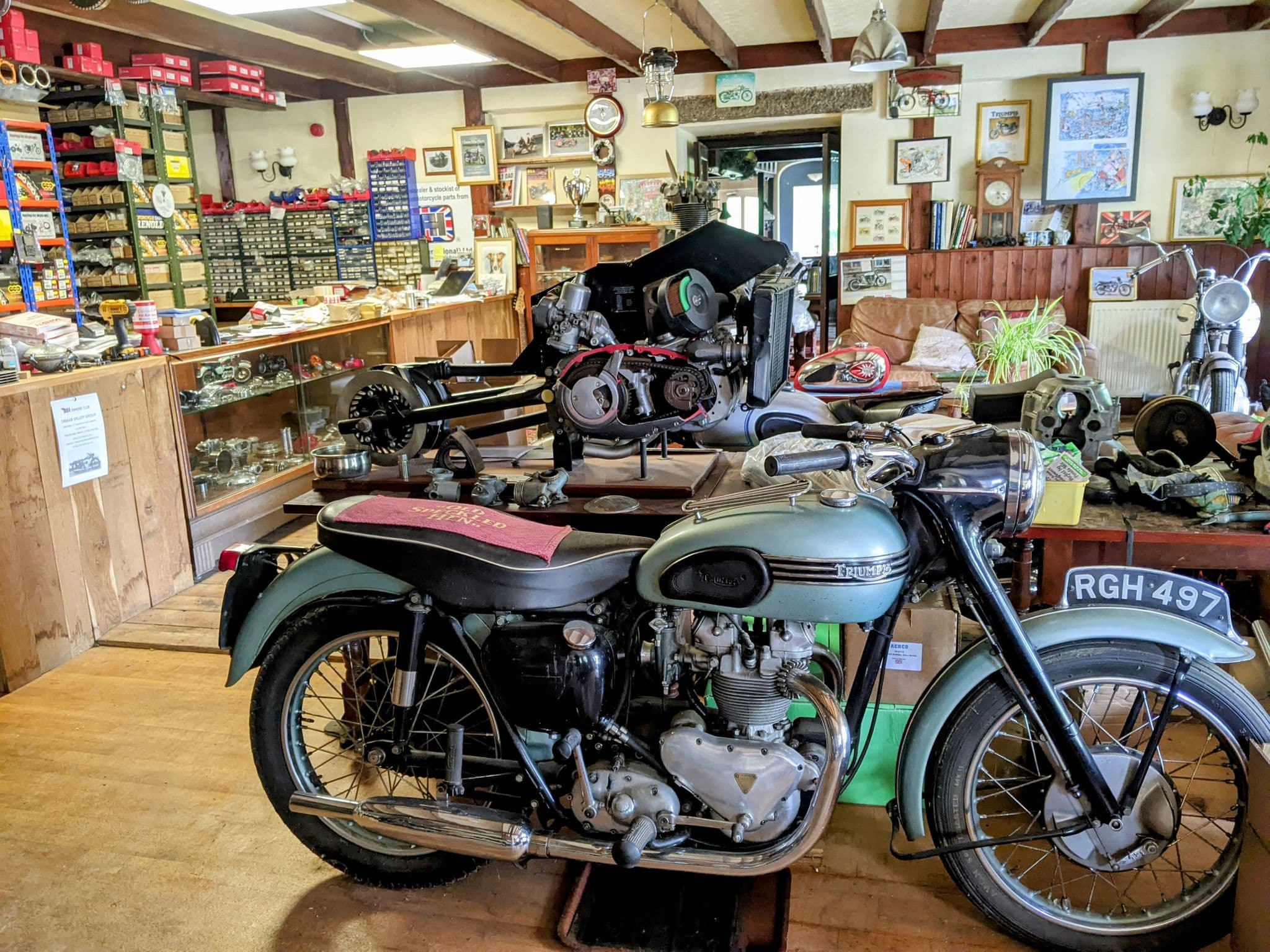 Triumph Clutch Diagnosis, Parts and Setup for Classic Twins