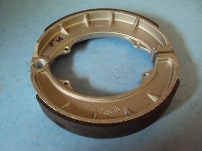BSA BRAKE SHOES 8