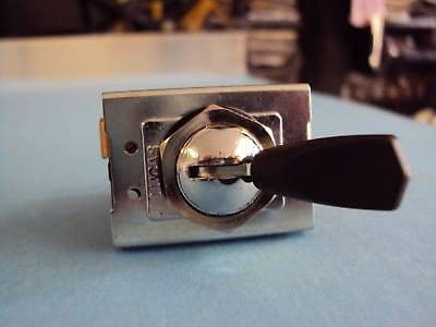 GENUINE LUCAS LIGHT TOGGLE SWITCH LU31788 TRIUMPH TIGER BONNEVILLE NORTON BSA