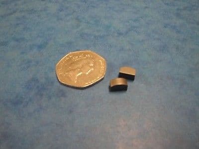 GENUINE TRIUMPH CAMSHAFT KEY x 2  E 1558 1938-83 5T 6T 3TA TIGER100 T120 T140