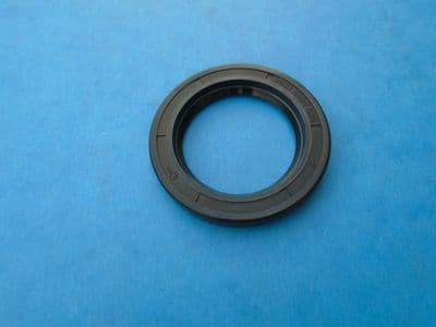 GENUINE TRIUMPH CRANKSHAFT OIL SEAL E 3876  1957-69  T21 3TA 5TA T100S T100T