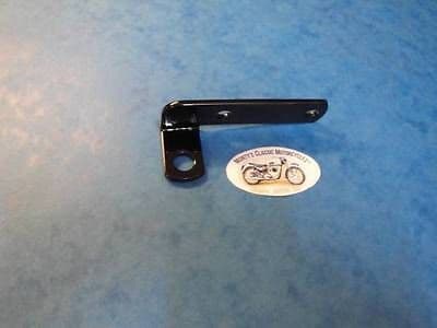 GENUINE TRIUMPH FRONT BRAKE PIPE BRACKET 83-7064  1973-82  TR7  T140 T150 T160