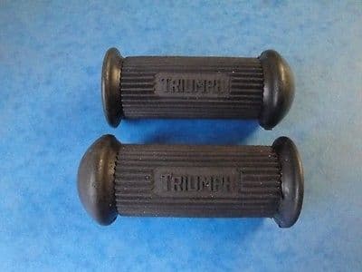 GENUINE TRIUMPH FRONT FOOTREST RUBBERS  1971-79  TR6 T120 TR7 T140 T150 TRIDENT