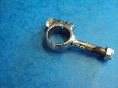 GENUINE TRIUMPH HANDLE BAR  P CLAMP 97-2291  T100 TR6 T120 T140 BONNEVILLE T150 T160