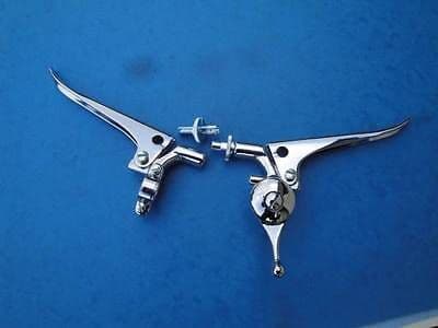 GENUINE TRIUMPH HANDLEBAR LEVERS 18/999/1004 1963-66  6T T120 BONNEVILLE