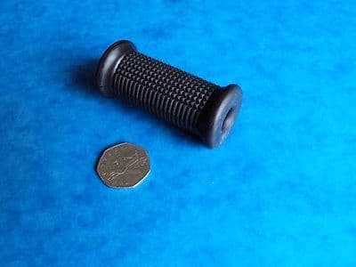 GENUINE TRIUMPH KICKSTART RUBBER  1968-83  T90 TIGER100 T120 T140 BONNEVILLE