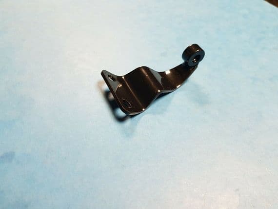GENUINE TRIUMPH REAR SEAT HINGE F-7862 1968-75 T90 T100 TR6 T120 T150 T160
