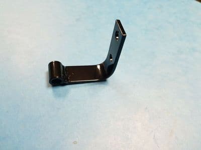 GENUINE TRIUMPH SEAT HINGE 83-4782 1974-83 TR7 TIGER T140V T140E BONNEVILLE