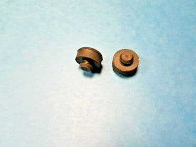 GENUINE TRIUMPH SEAT RUBBER X2   82-9093  1971-83  TR6 T120 TR7 T140V T140E