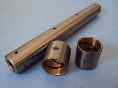 GENUINE TRIUMPH  SWINGING ARM SPINDLE  F4195 1957-66  T21 3TA 5TA TIGER100