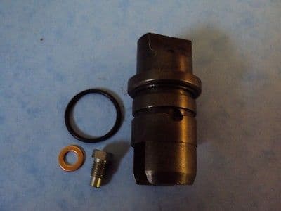 TRIUMPH EXHAUST TAPPET GUIDE BLOCK E-5861 UNIT TR6 T120 BONNEVILLE  1965-67