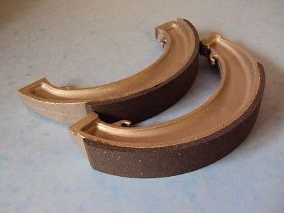 TRIUMPH FRONT BRAKE SHOES 8