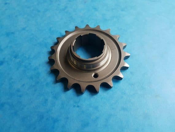 TRIUMPH GEARBOX  SPROCKET  5 SPEED 19T 57-4783  T120V TR7 T140 T150 T160 TRIDENT