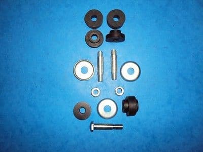 TRIUMPH PETROL TANK FITTING KIT   00-0091 TR6 T120  1969 - 1970 BONNEVILLE