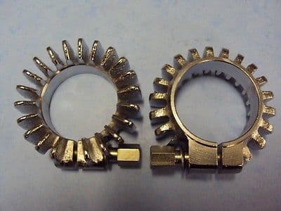TRIUMPH PRE-UNIT  EARLY UNIT FINNED EXHAUST CLAMPS E 4501 5T 6T T110 TR6 T120