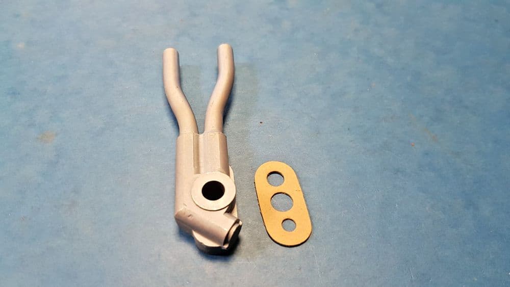 TRIUMPH PRE UNIT OIL PIPE BLOCK E 3355 1950-62 5T T100 6T TR6 T120