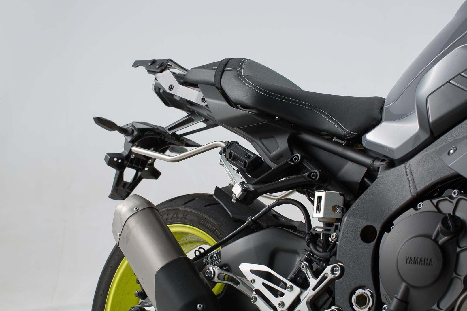 BLAZE H saddlebag set Black/Grey Yamaha MT-10 16- BC HTA 06 740