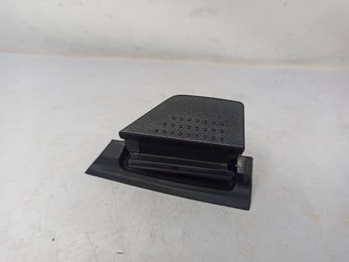 Botón Apertura Guantera Derecha Bmw C 650 Gt 650 2013 - 2016