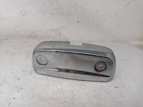 Embellecedor Derecho Cilindro Suzuki Marauder 250 1998 - 2008