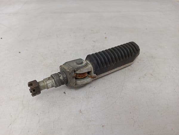 Estribera Derecha Con Soporte Suzuki Gsf Bandit 400