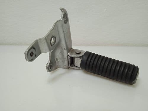 Estribera Derecha Con Soporte Yamaha Tmax 500 (01-07)