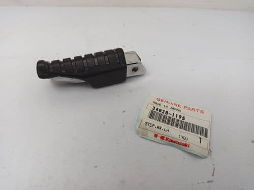 Estribera Trasera Izquierda Kawasaki Er5 500 1997