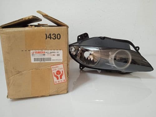 Faro Delantero Derecho Yamaha Yzf R1 1000 2004 - 2006