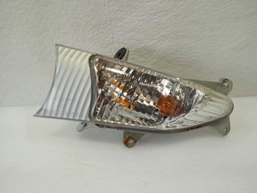 Intermitente Delantero Izquierdo Suzuki Burgman 125 200 (2007-2015)