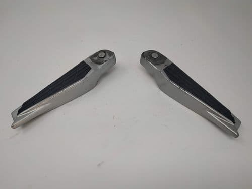 Juego Estriberas Traseras Kymco Xciting 250