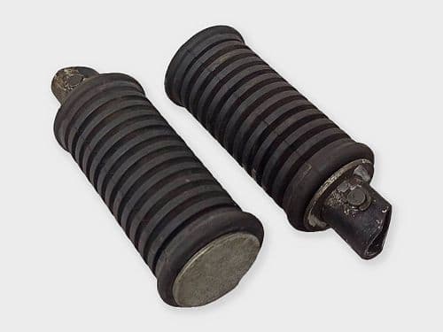 Juego Estriberas Traseras Suzuki Marauder 250 1998-2008