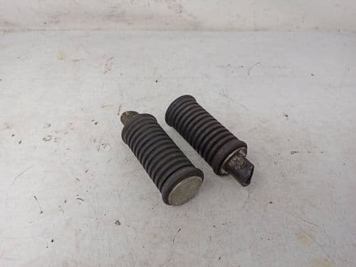 Juego Estriberas Traseras Suzuki Marauder 250 1998 - 2008