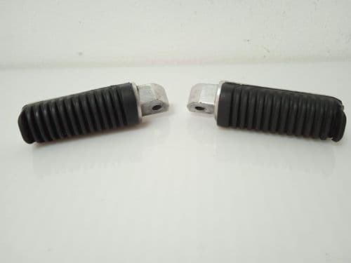 Juego Estriberas Traseras Yamaha Xmax 125 250 (05-09)