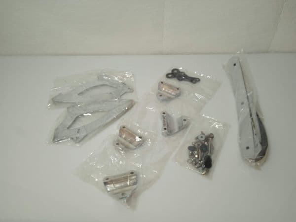 Kit Herrajes Cúpula Universal Univ. 0 - Recambio moto