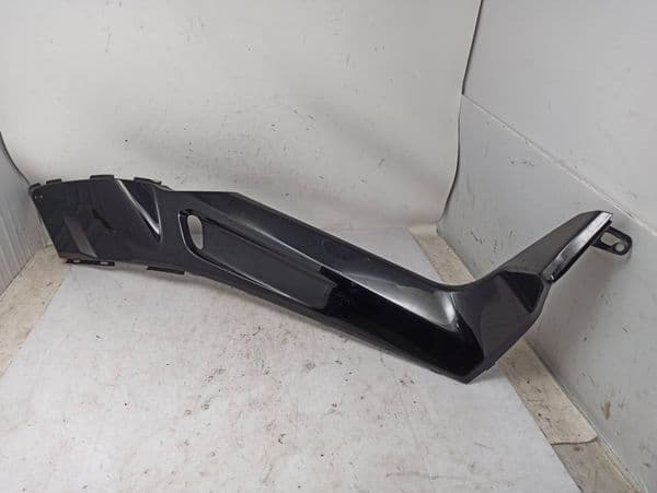 Lateral Derecho Asiento Yamaha Xmax 125 2005 - 2009