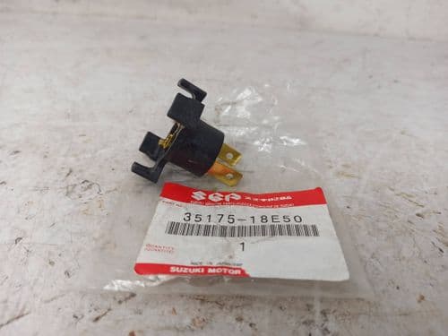 Portalámparas Faro Derecho Suzuki Gsx R 600 750 1997 2000