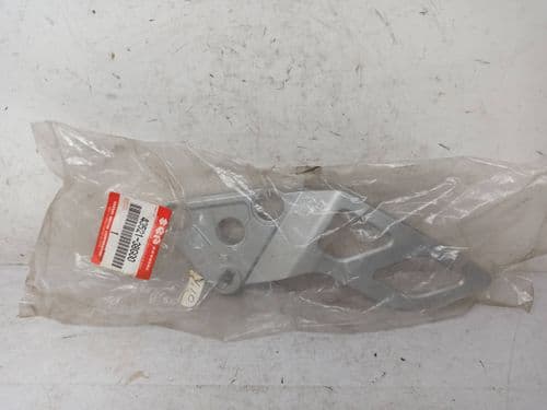 Soporte Estribera Delantera Izquierda Suzuki Gsf Bandit / S 650