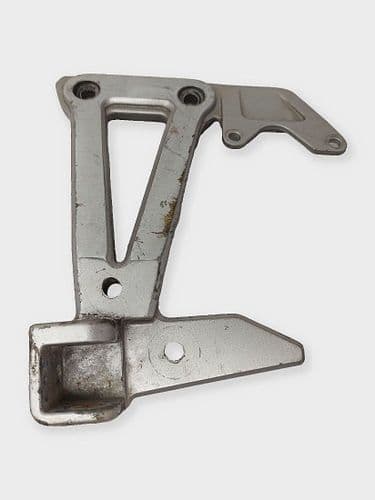 Soporte Estribera Trasera Izquierda Suzuki Gsf Bandit 400