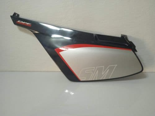 Tapa Lateral Trasera Izquierda Derbi Senda Sm 50 1999 - 2002