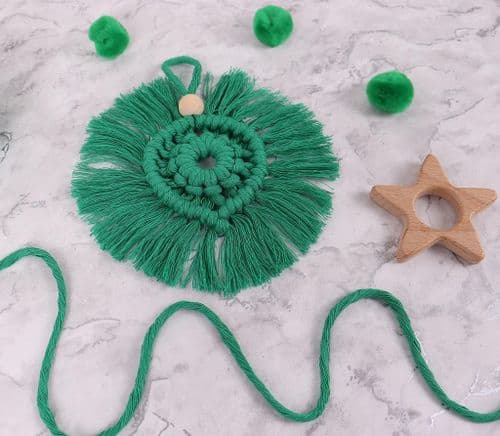 Macrame Kit: Green Wreath