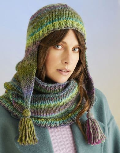 Sirdar Ladies Hat & Snood Knitting Pattern in Jewelspun Chunky - 10709