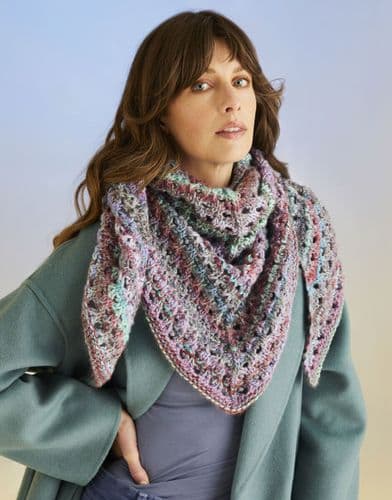 Sirdar Ladies Shawl Knitting Pattern in Jewelspun Chunky - 10711