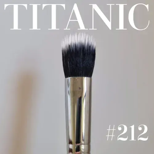 Titanic Brush 212 XL Duo Fibre Brush