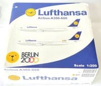 Airbus A300-600R Lufthansa JC WIngs Diecast Collectors Model 1:200 XX2543 D-AIAC