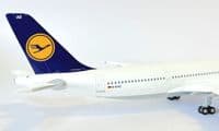 Airbus A300-600R Lufthansa JC WIngs Diecast Collectors Model 1:200 XX2543 D-AIAC