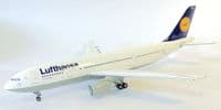 Airbus A300-600R Lufthansa JC WIngs Diecast Collectors Model 1:200 XX2543 D-AIAC