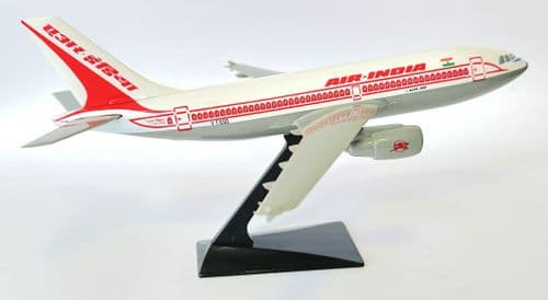 Airbus A310-300 Air India 1990's Snap Fit Collectors Model Scale 1:200 VT-EQS